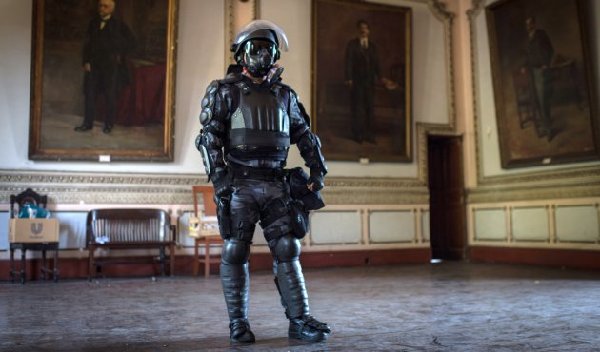 神奇的未來材料：石墨烯的軍事用途發展前沿