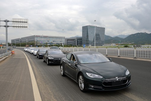 青島公車改革創(chuàng)新舉 特銳德分時(shí)租賃開(kāi)啟