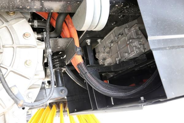 純電動汽車核心三大件解析：電機/電池/電控