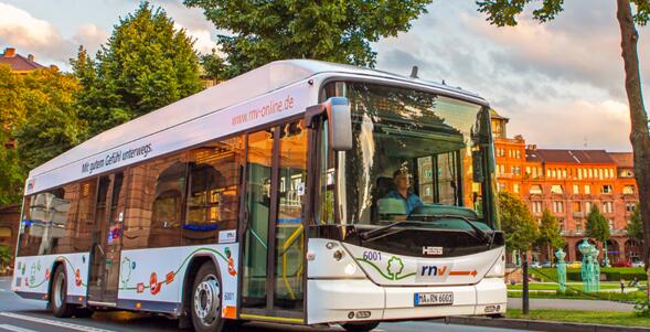 德國曼海姆市63路無線充電巴士 德國曼海姆市63路無線充電巴士