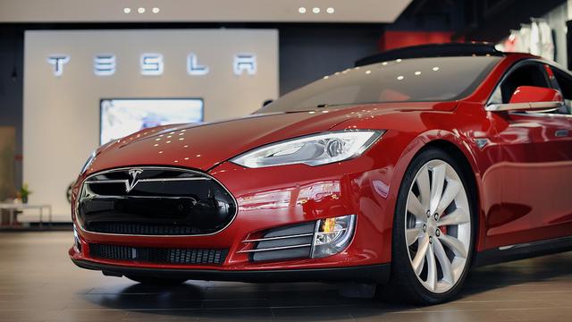 特斯拉第四季凈虧3.2億美元 上市至今從未盈利 特斯拉第四季凈虧3.2億美元 上市至今從未盈利