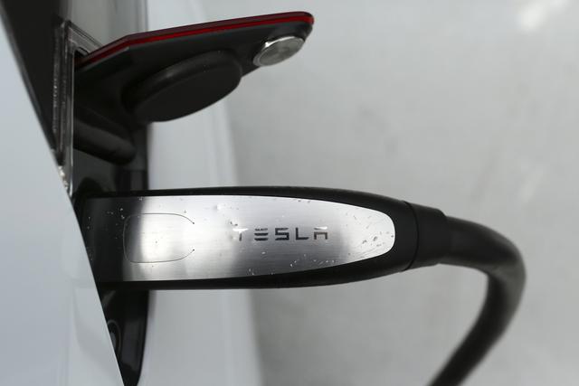 解析2022年電動車銷量將爆發式增長的背后原因