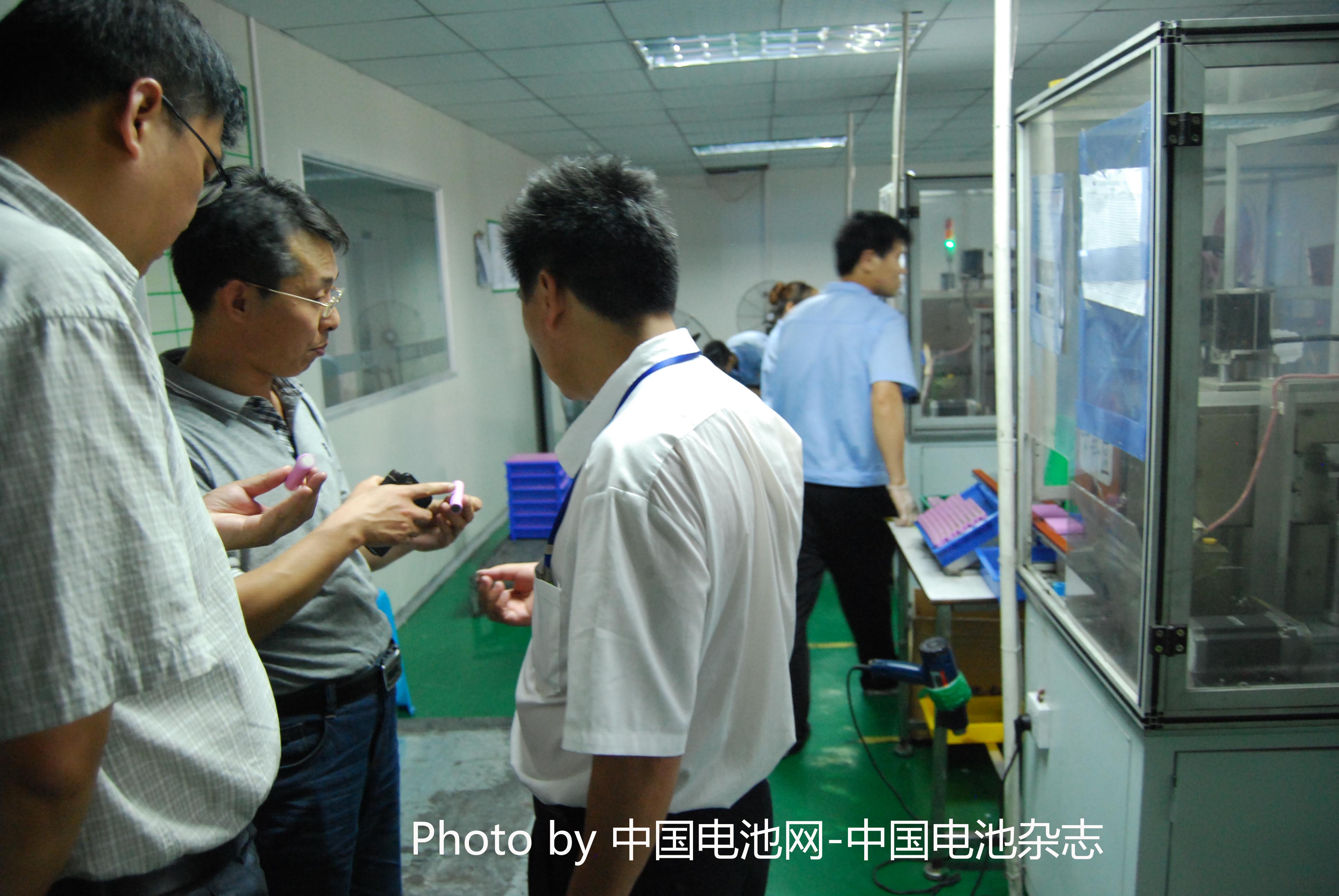 中國電池網(wǎng)一行在江西福斯特集團(tuán)調(diào)研 中國電池網(wǎng)一行在江西福斯特集團(tuán)調(diào)研