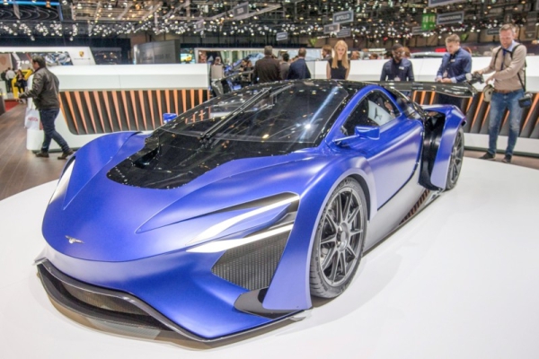 中國企業Techrules展出的酷炫概念車引人駐足 中國企業Techrules展出的酷炫概念車引人駐足