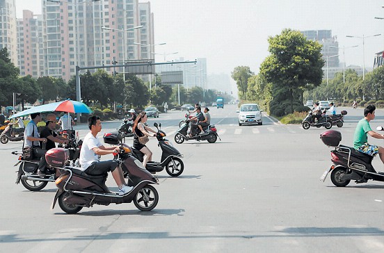 電動自行車時速超過30公里危險重重 電動自行車時速超過30公里危險重重