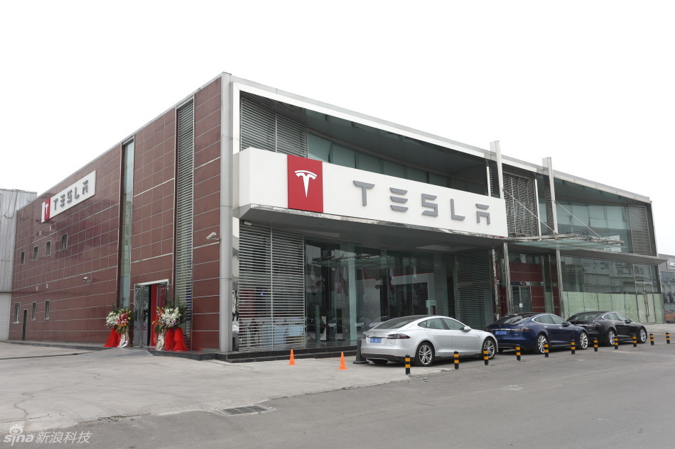 特斯拉新版Model S亮相：在中國防霧霾？改進外觀