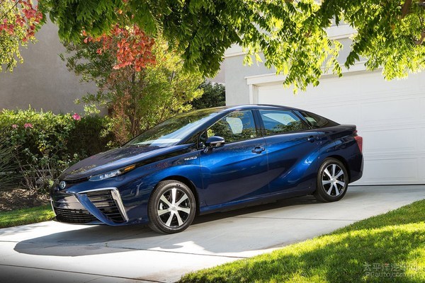 豐田Mirai氫燃料電池車 豐田Mirai氫燃料電池車