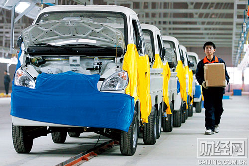 天津新能源汽車產業鏈完善 推廣達13700余輛 天津新能源汽車產業鏈完善 推廣達13700余輛