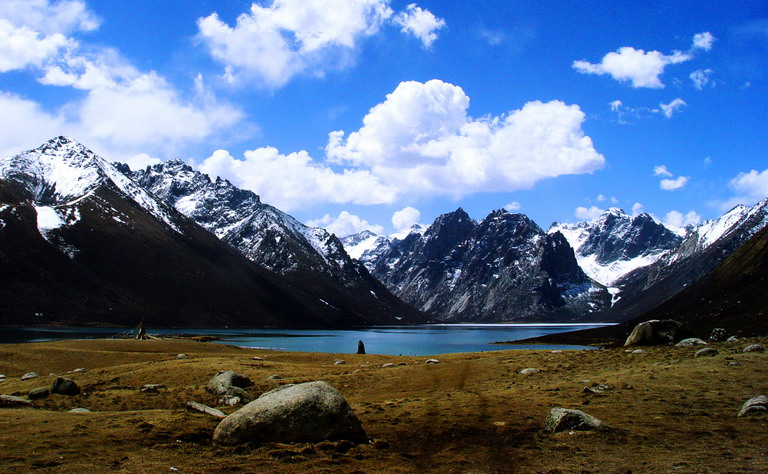 中企收購非洲銅鈷礦：特斯拉電池讓中企關注鈷