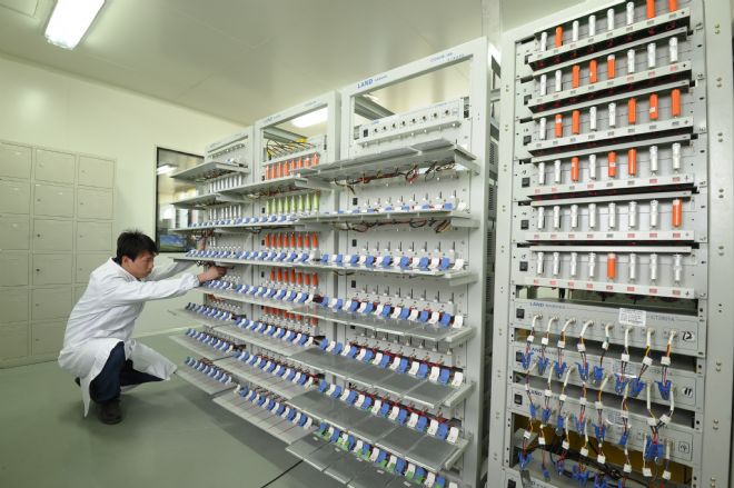 2015年出貨量達4.26Gwh 三元鋰電池產(chǎn)業(yè)鏈價值凸顯 2015年出貨量達4.26Gwh 三元鋰電池產(chǎn)業(yè)鏈價值凸顯