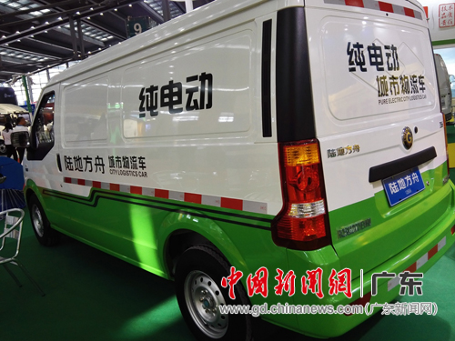 深圳上牌電動(dòng)物流車達(dá)8270輛 路邊停車首小時(shí)免費(fèi)