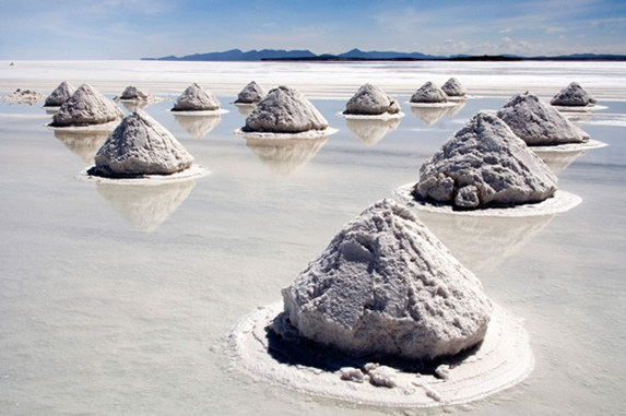 鋰鹽產(chǎn)能逐步釋放 鋰礦開發(fā)積極推進(jìn)