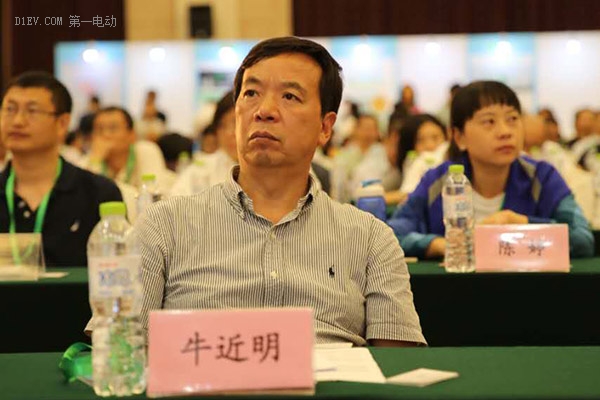 北京上半年累計推廣新能源車總量超6萬輛 單位指標已用完 北京上半年累計推廣新能源車總量超6萬輛 單位指標已用完