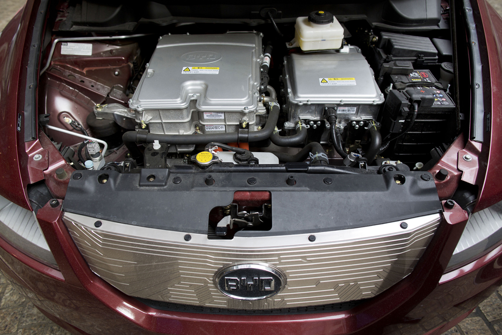 新能源汽車動(dòng)力電池目錄退出機(jī)制 倒逼企業(yè)創(chuàng)新 新能源汽車動(dòng)力電池目錄退出機(jī)制 倒逼企業(yè)創(chuàng)新