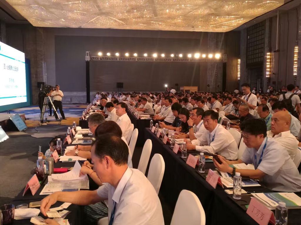 電動(dòng)汽車(chē)百人會(huì)