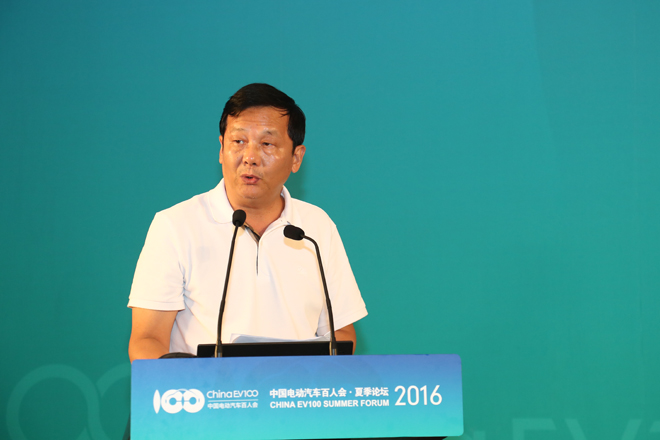 鄭州宇通客車股份有限公司董事長湯玉祥 鄭州宇通客車股份有限公司董事長湯玉祥