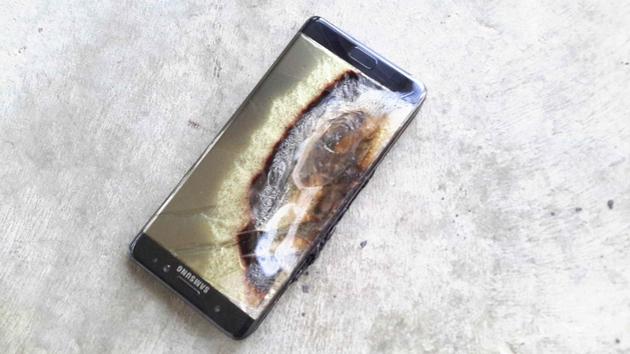 Note 7電池起火并損壞 Note 7電池起火并損壞