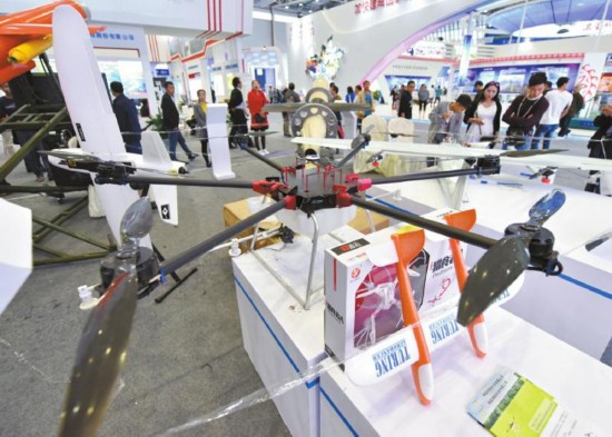 科博會上的無人機。 科博會上的無人機。