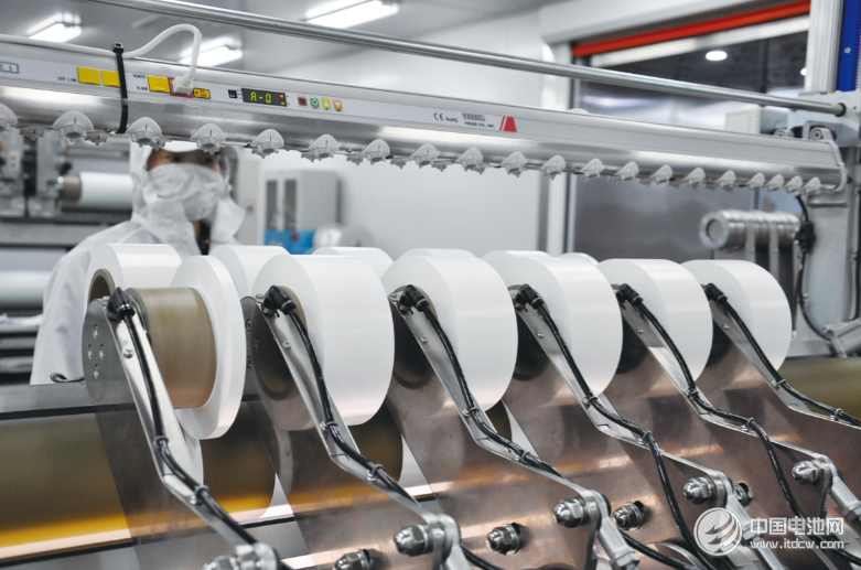 中鋰新材：2018年產(chǎn)能將達(dá)10億㎡