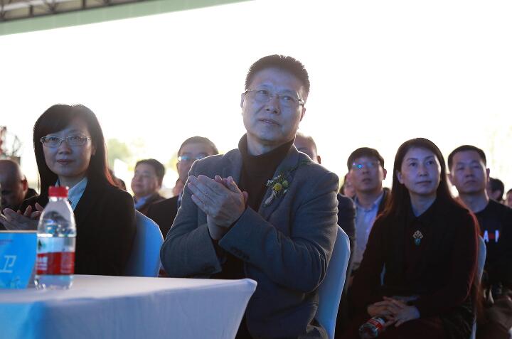 力帆首座能源站啟用  攜手妙盛動(dòng)力打造智能新能源汽車(chē)產(chǎn)業(yè)鏈.jpg