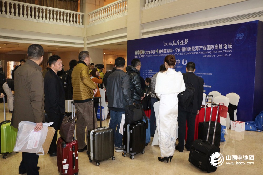 產業鏈巨頭云聚 第4屆鋰電“達沃斯”論壇22日正式報到 產業鏈巨頭云聚 第4屆鋰電“達沃斯”論壇22日正式報到