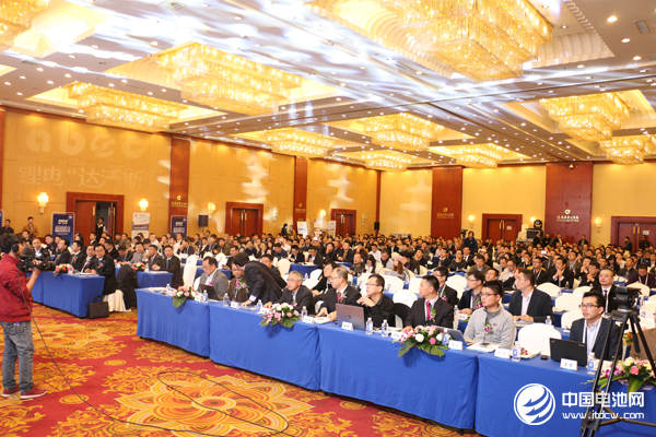 第4屆鋰電“達(dá)沃斯”論壇:動(dòng)力電池將進(jìn)入新個(gè)人消費(fèi)時(shí)代