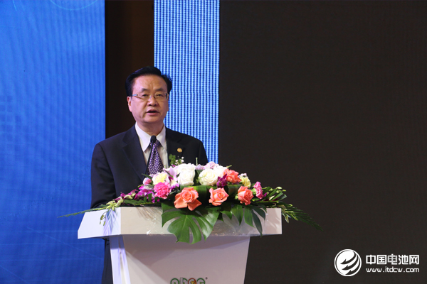 李友志:湖南省規(guī)劃2020年新能源汽車產(chǎn)能達(dá)到50萬(wàn)輛 李友志:湖南省規(guī)劃2020年新能源汽車產(chǎn)能達(dá)到50萬(wàn)輛