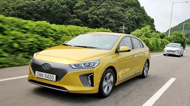 現(xiàn)代汽車2016年推出新款電動車Ioniq，該車型分混動版、插電混動版以及純電動版三種不同版本，今年1-10月國內(nèi)市場共售出1480臺