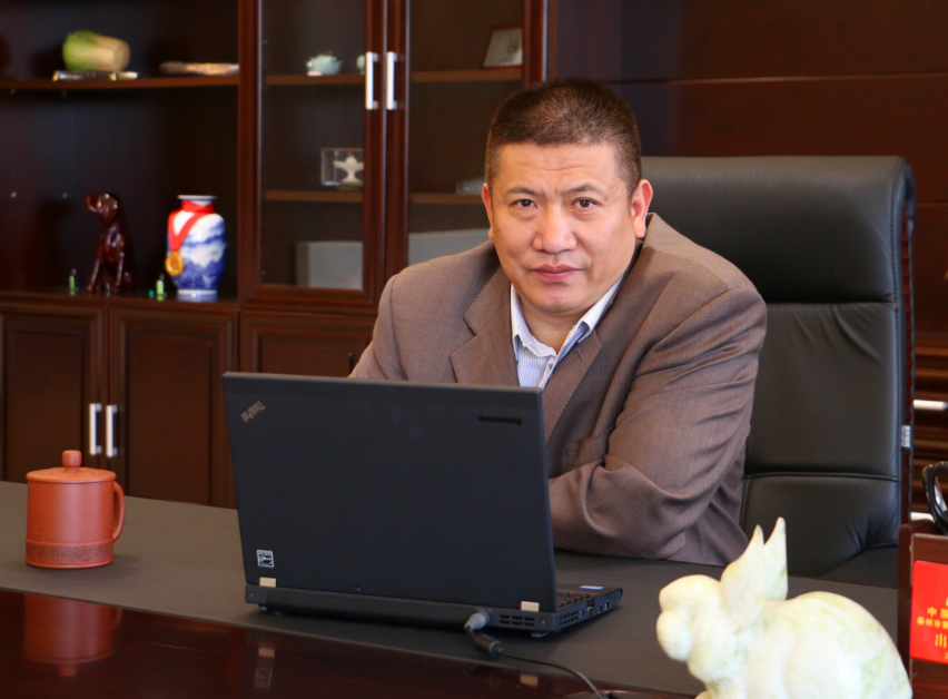 江蘇智航新能源有限公司 董事長 周發(fā)章 江蘇智航新能源有限公司 董事長 周發(fā)章