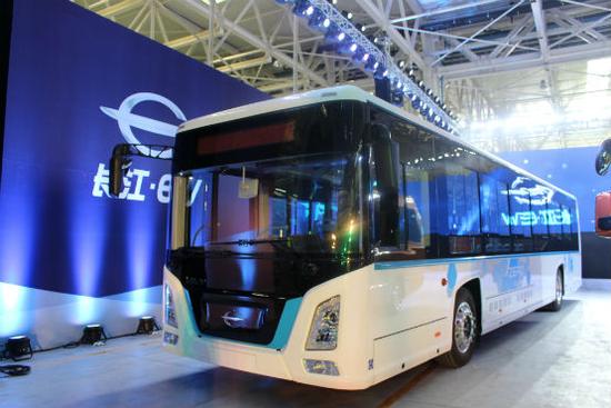  新能源車企積極招兵買馬 密集“換防”應對市場劇變？