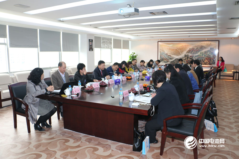 比克電池舉辦的“打造綠色鋰電生態(tài)鏈”媒體開放日活動(dòng)現(xiàn)場 比克電池舉辦的“打造綠色鋰電生態(tài)鏈”媒體開放日活動(dòng)現(xiàn)場