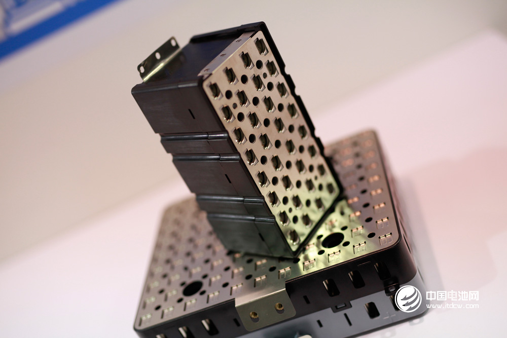 多家龍頭企業(yè)大手筆布局 電池PACK及BMS領(lǐng)域投資漸熱 多家龍頭企業(yè)大手筆布局 電池PACK及BMS領(lǐng)域投資漸熱