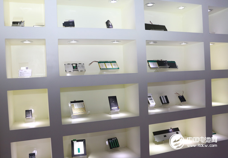 1-6月國內(nèi)手機(jī)市場出貨量2.39億部 國產(chǎn)手機(jī)仍靠“薄利多銷”