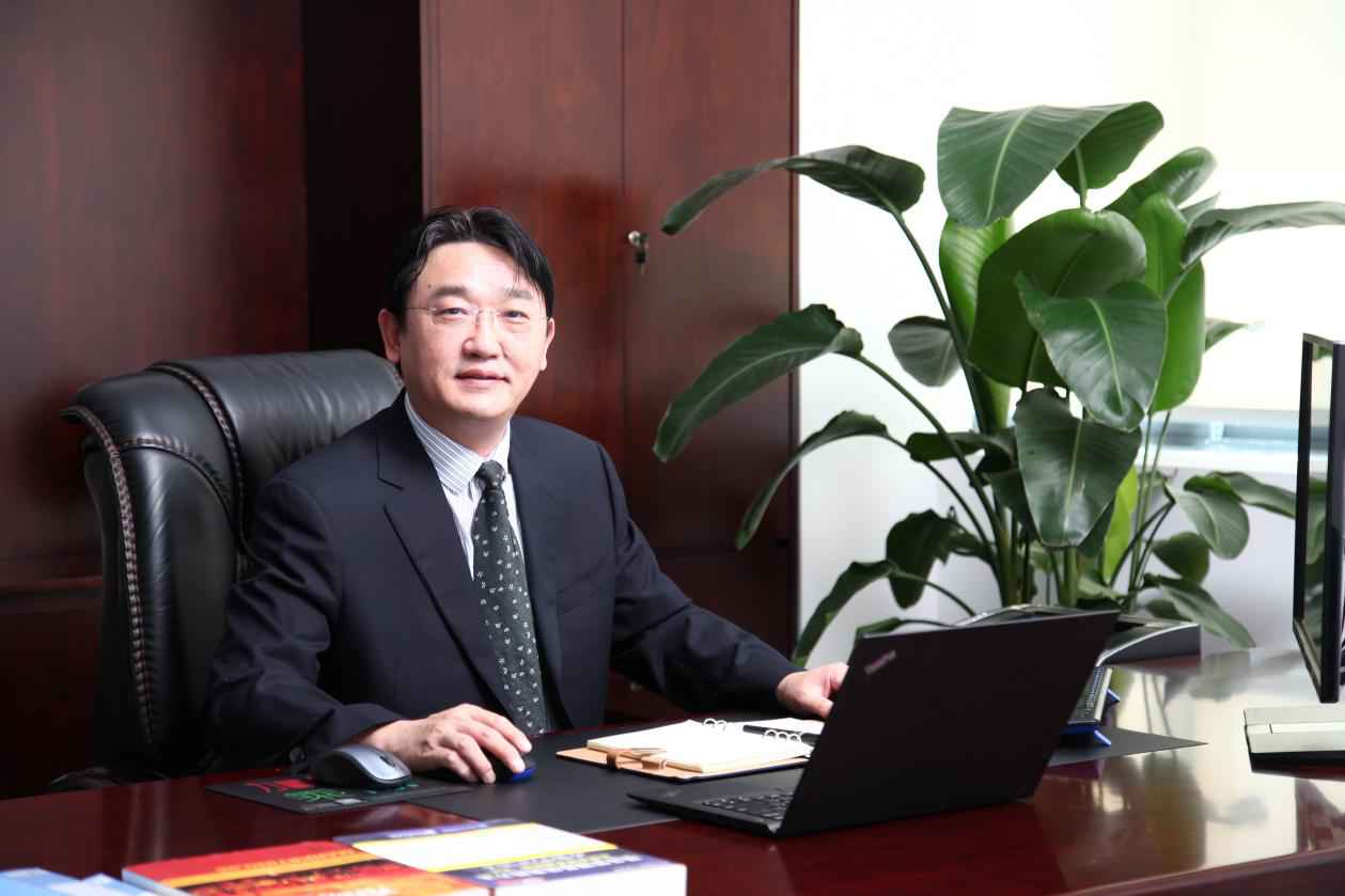 第七屆(2017年度)中國電池行業年度人物:胡達文 第七屆(2017年度)中國電池行業年度人物:胡達文