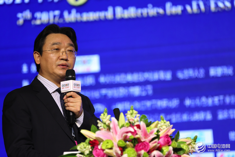 深圳中興創(chuàng)新材料技術有限公司董事長胡達文