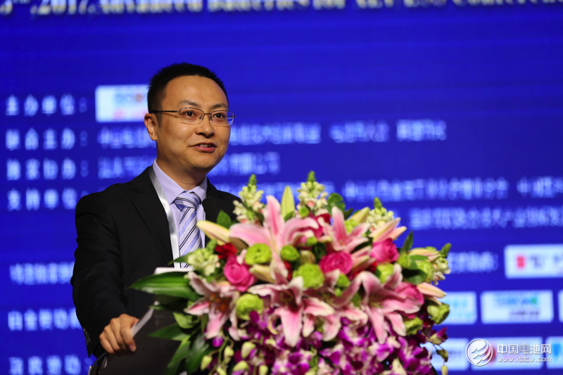 湖南大學(xué)經(jīng)濟(jì)學(xué)博士、副教授謝里 湖南大學(xué)經(jīng)濟(jì)學(xué)博士、副教授謝里