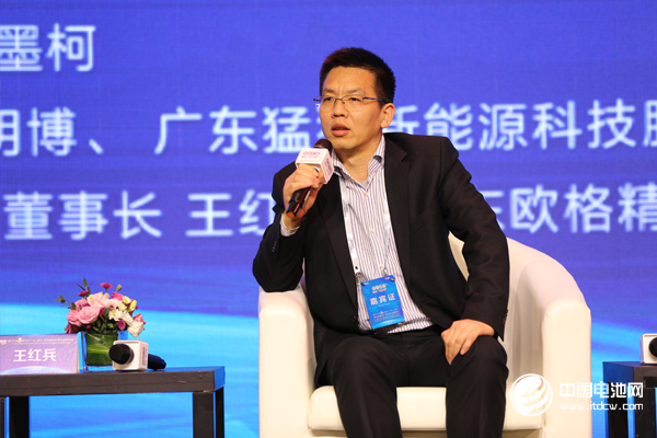 武漢惠強(qiáng)新能源材料科技有限公司董事長王紅兵 武漢惠強(qiáng)新能源材料科技有限公司董事長王紅兵