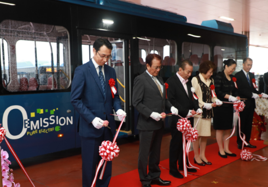 交付儀式現(xiàn)場