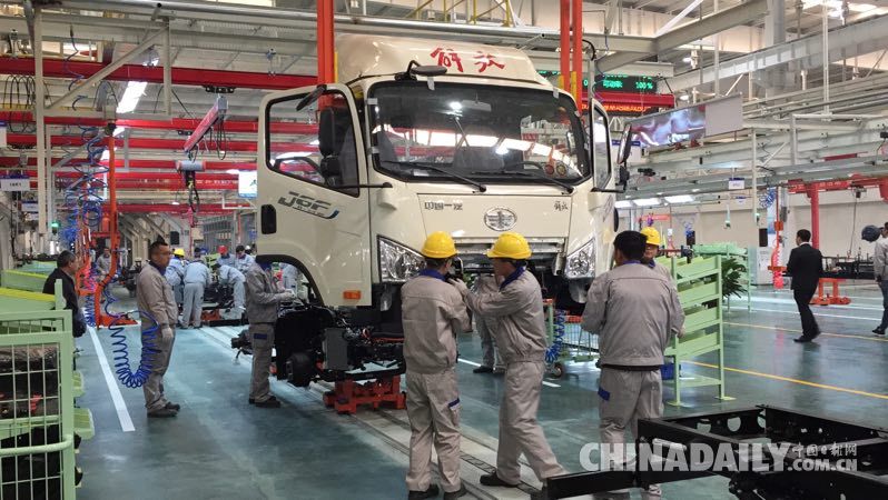 中國自主汽車品牌一汽解放新能源基地在青島建成投產