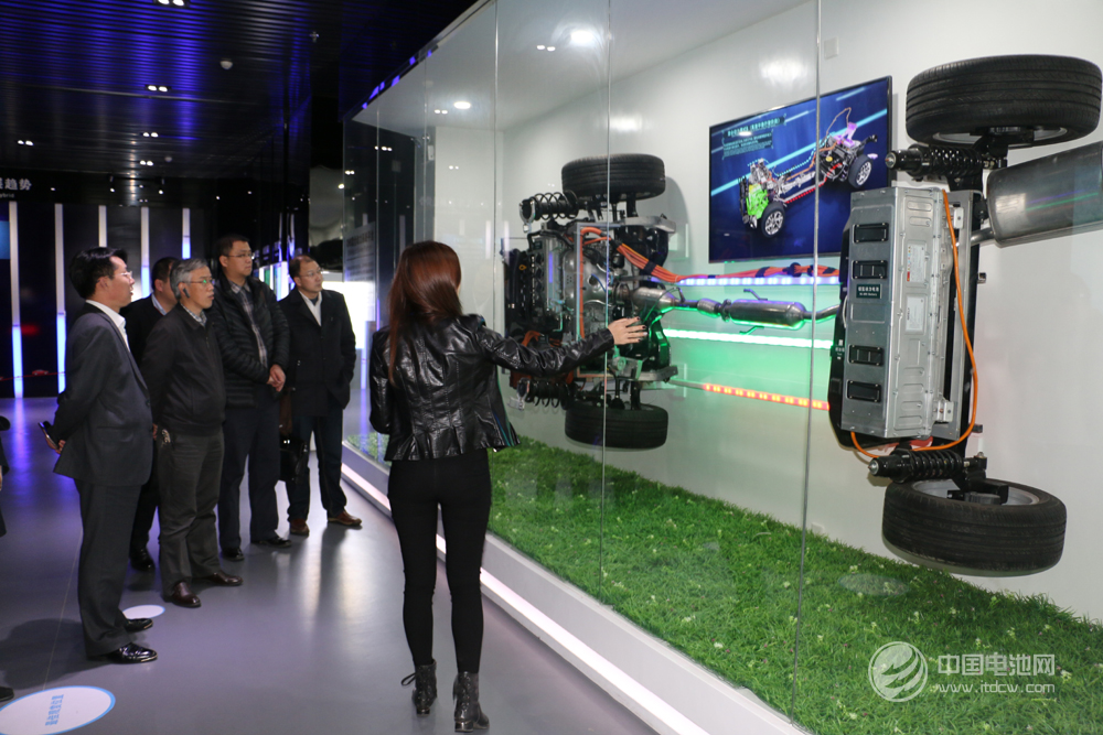 拓展混動出行市場 科力遠(yuǎn)牽手海馬汽車開發(fā)混動版M6