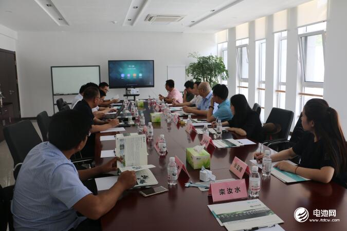 中國(guó)鋰電新能源產(chǎn)業(yè)鏈調(diào)研團(tuán)一行與中科華聯(lián)、藍(lán)科途相關(guān)領(lǐng)導(dǎo)交流座談 中國(guó)鋰電新能源產(chǎn)業(yè)鏈調(diào)研團(tuán)一行與中科華聯(lián)、藍(lán)科途相關(guān)領(lǐng)導(dǎo)交流座談