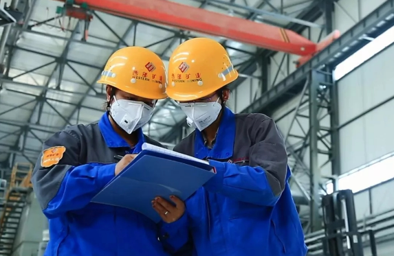 西部礦業(yè)上半年銷(xiāo)售收入197億元 利潤(rùn)總額8億元 西部礦業(yè)上半年銷(xiāo)售收入197億元 利潤(rùn)總額8億元