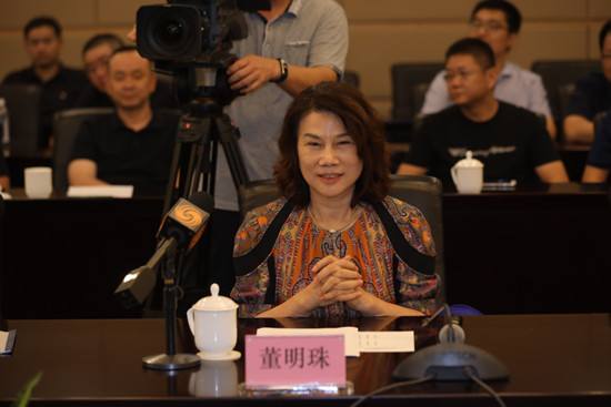 銀隆減員8000人回應稱轉型自動化工廠 董明珠表信心 銀隆減員8000人回應稱轉型自動化工廠 董明珠表信心