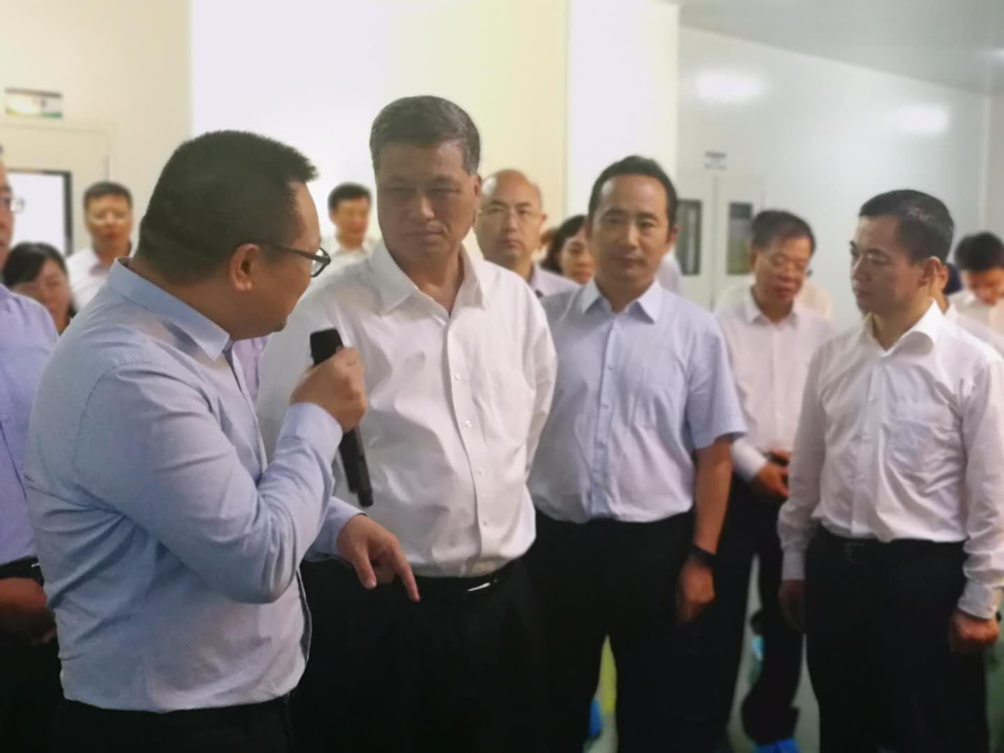 廣東省省長馬興瑞、廣汽董事長曾慶洪等考察天臣新能源電芯生產基地