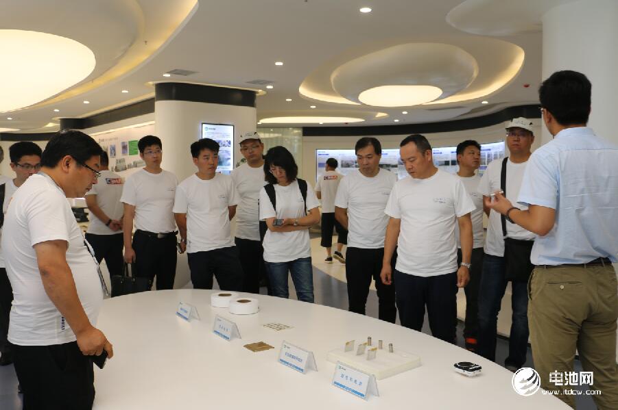 電池百人會企業家一行參觀考察青島中科華聯新材料股份有限公司