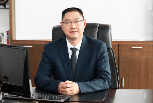 第8屆(2018年)中國(guó)電池行業(yè)年度人物:胡柳泉 第8屆(2018年)中國(guó)電池行業(yè)年度人物:胡柳泉