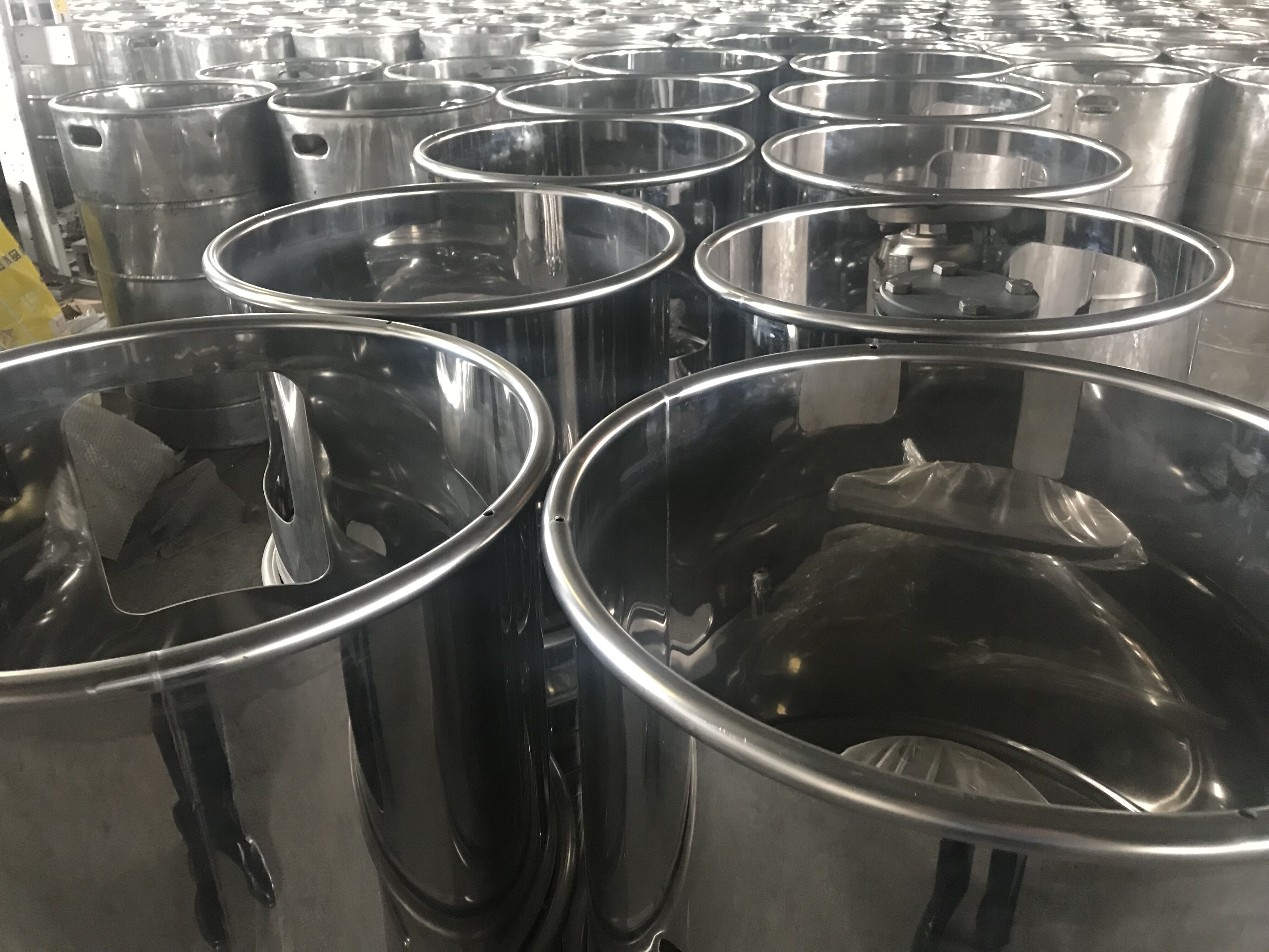 青島海鑫達不銹鋼容器