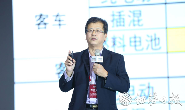 2018年第6屆鋰電“達沃斯”開幕 群賢畢至共話做強鋰電產(chǎn)業(yè)