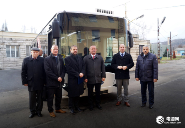 比亞迪交付其在匈牙利首臺(tái)純電動(dòng)大巴訂單