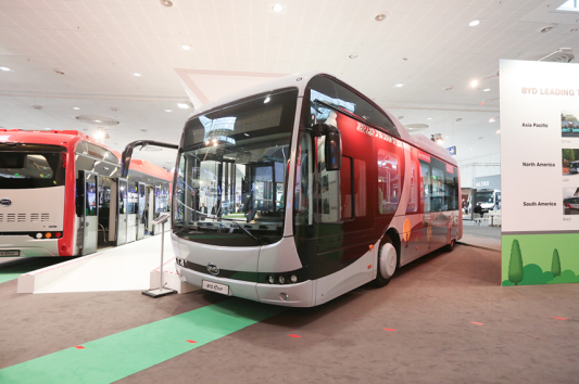 多項黑科技“加持”！比亞迪在德國發(fā)布中國首款“模塊化”電動巴士